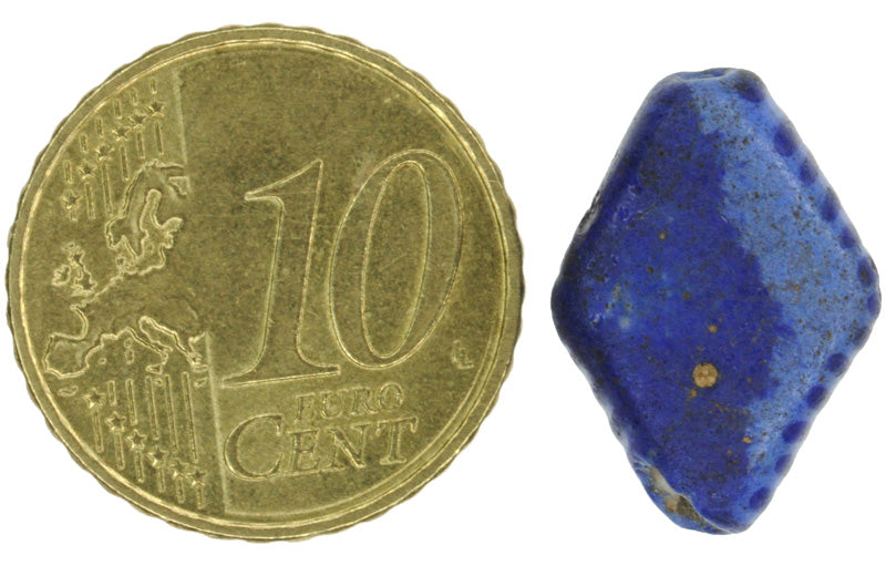 Old Authentic Kiffa Glass Bead - African Trade Bead Mauritania - zoomed-in detail