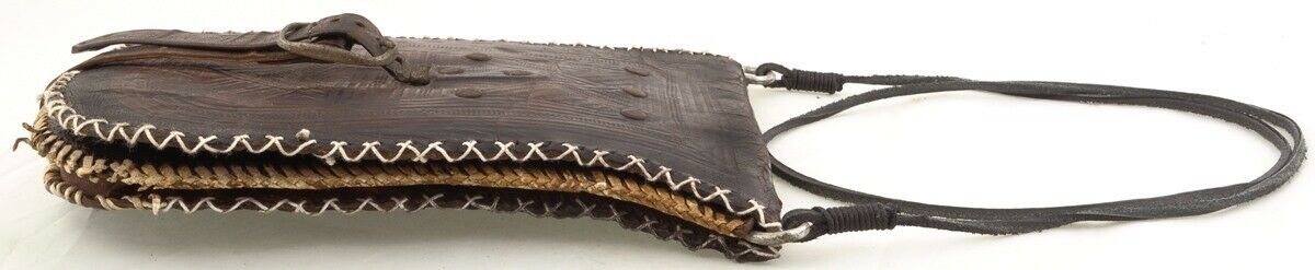African Tuareg Leather Wallet Purse Handmade Sahara Niger Nigeria Mali Art - zoomed-in detail
