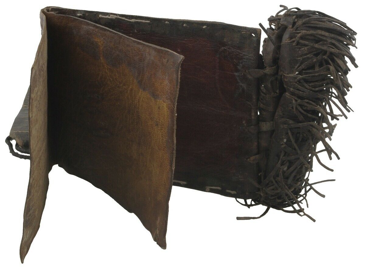 Old African Tuareg Purse Wallet Leather Sahara Niger Nigeria Mali Art - close-up