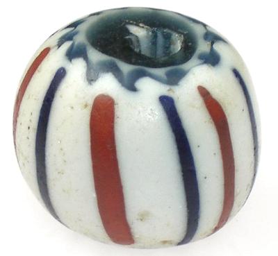 4-Layer Round Striped Venetian Chevron Bead 19X16Mm Antique - close-up