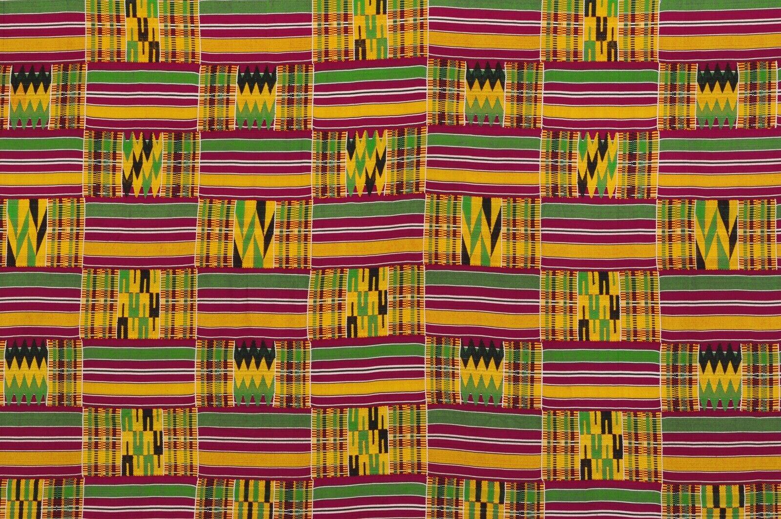 Handwoven Ashanti Kente Woman Size 80¾″ × 40½″ – Vintage 1970s Ghana Cloth