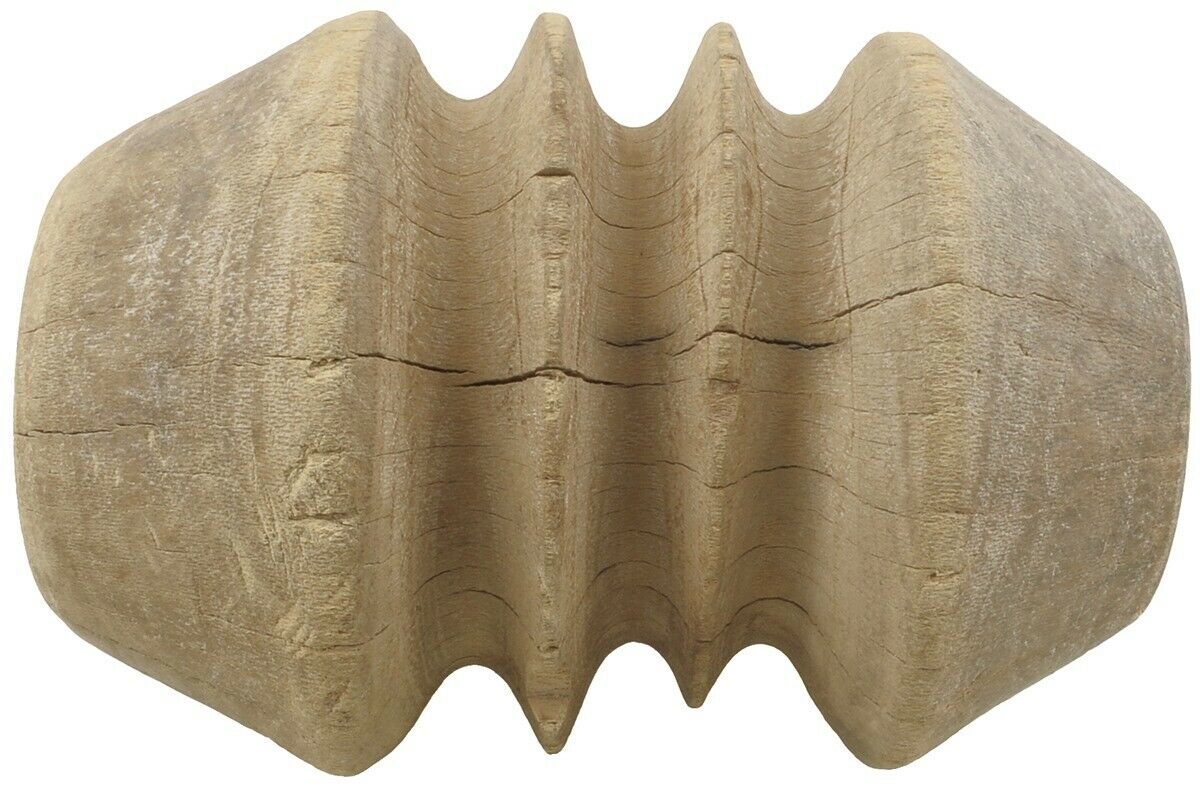 Small Hand‑Carved Tuareg Wooden Well Pulley – 18 cm × 12 cm