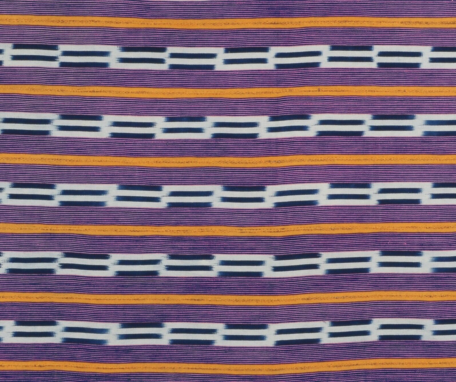 Vintage Handwoven Baule Cloth – 55½″ × 44″ – Ivory Coast 